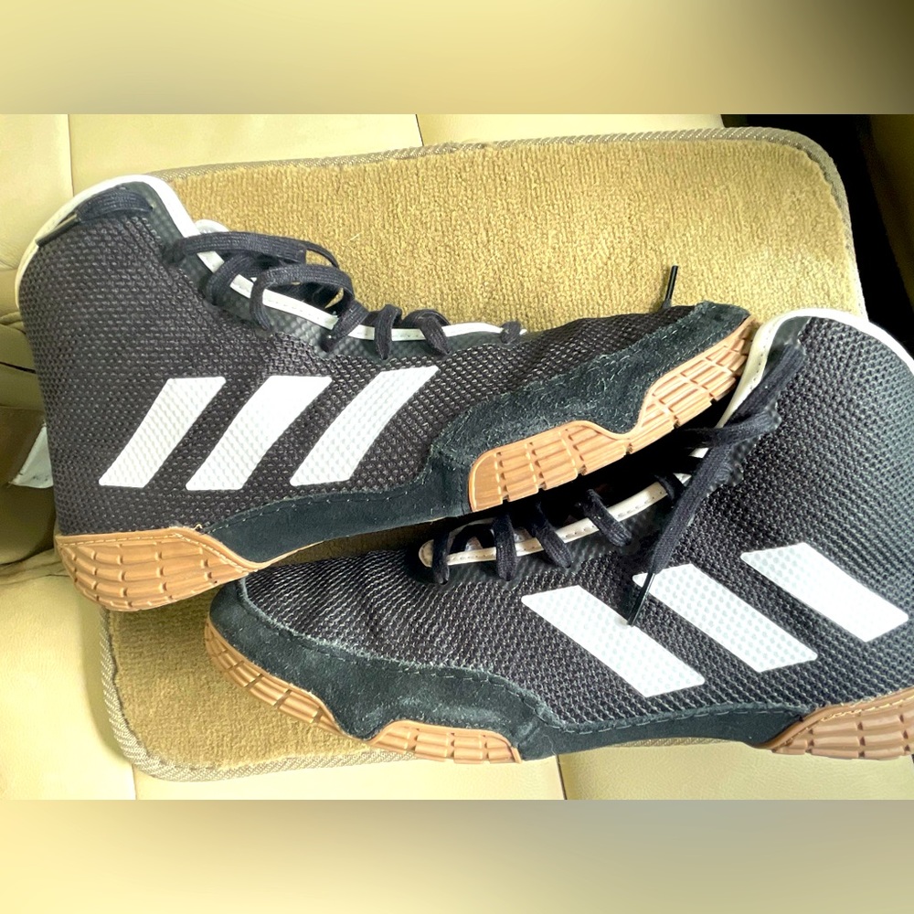 Adidas Men’s wrestling shoes
